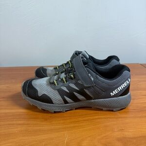 Merrell Kids Nova 2 Sneaker Hook & Loop Closure Easy On Hiking Shoe Outdoor 2.5